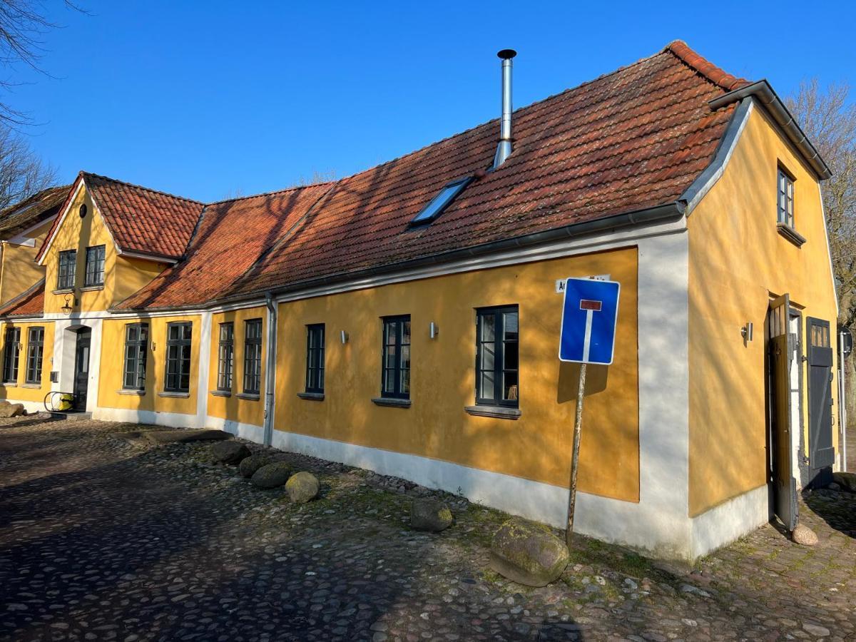 Historisches Pastorat - Villa Mika Fehmarn Buitenkant foto